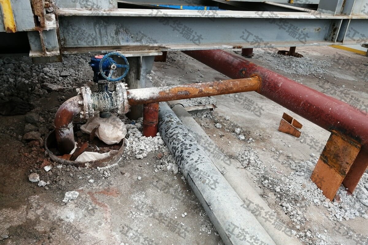 Alumina Settling Tank Scale Cleaning
